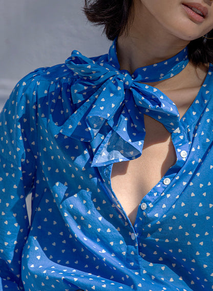 Je t'aime Blouse - Blue with Ecru Hearts
