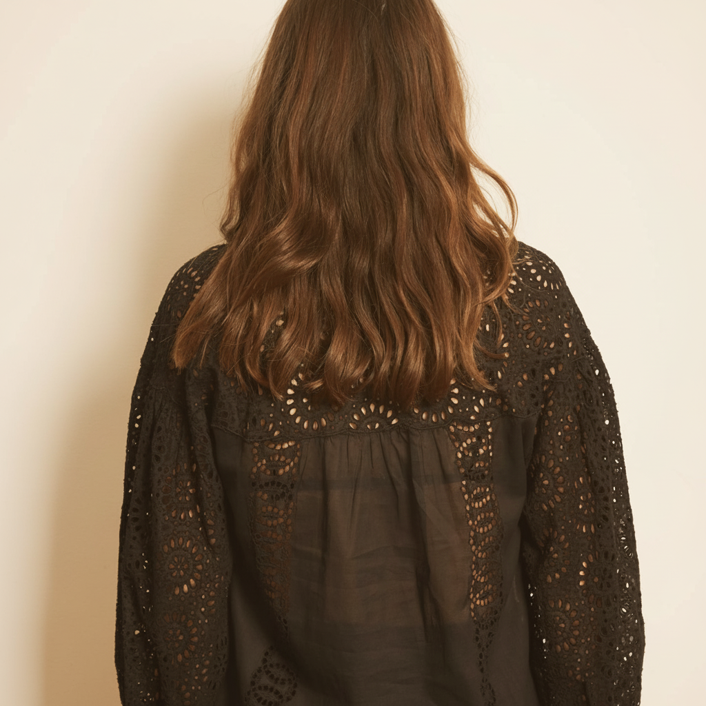 Circle Lace Blouse in Black